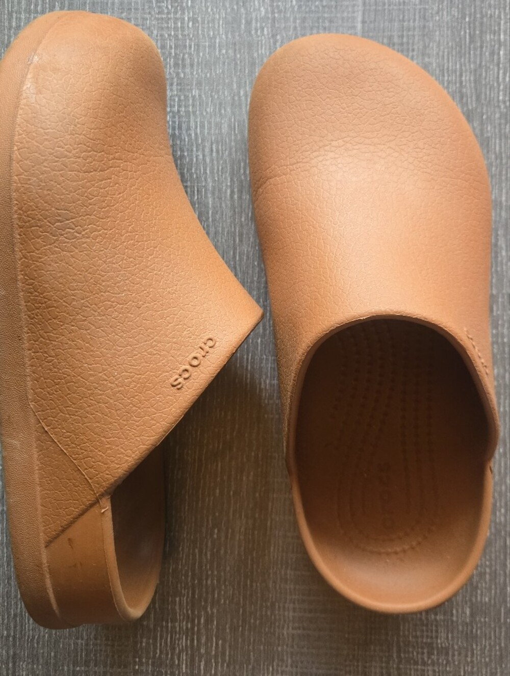 CROCS Dylan Clog - Cognac